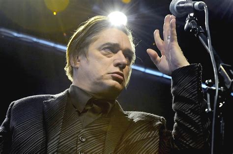 Blixa Bargeld Berlin Marathon Mishap: A Rock Star Sprints into Chaos!